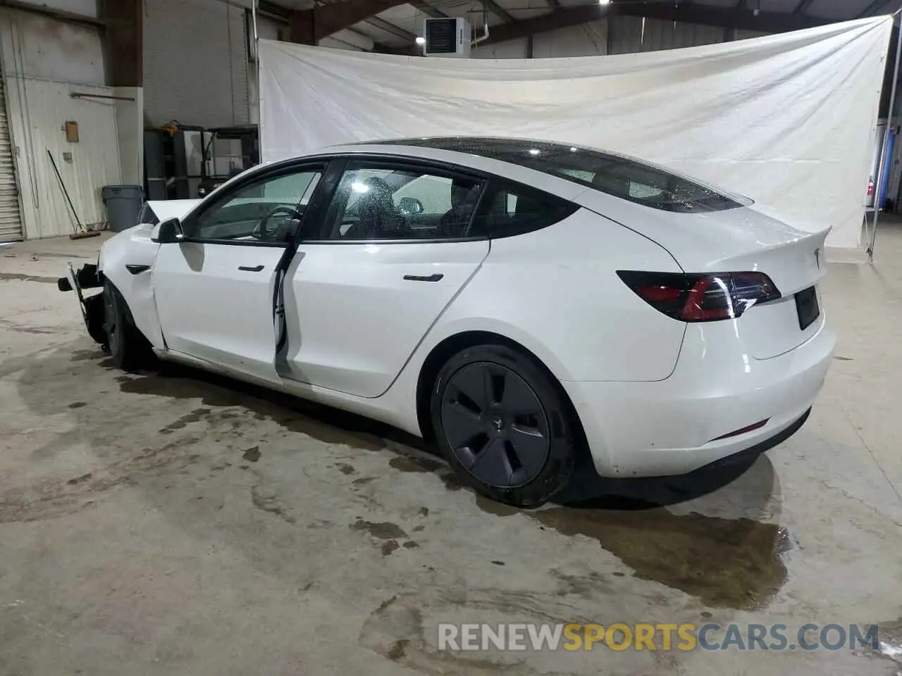 2 Photograph of a damaged car 5YJ3E1EB8NF192713 TESLA MODEL 3 2022