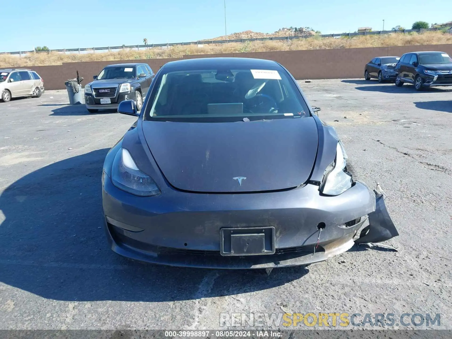 11 Photograph of a damaged car 5YJ3E1EB8NF206593 TESLA MODEL 3 2022