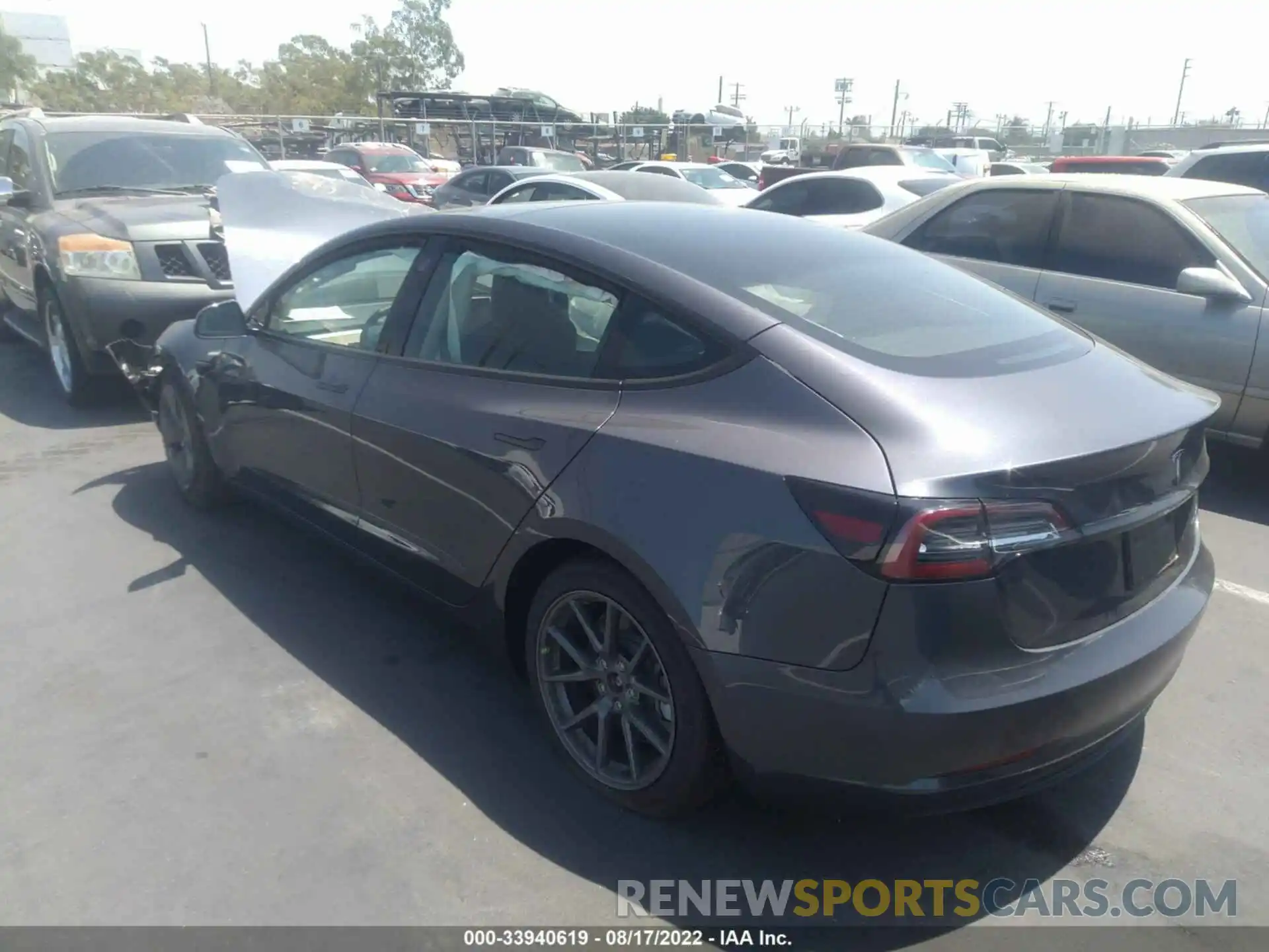 3 Photograph of a damaged car 5YJ3E1EB8NF207789 TESLA MODEL 3 2022