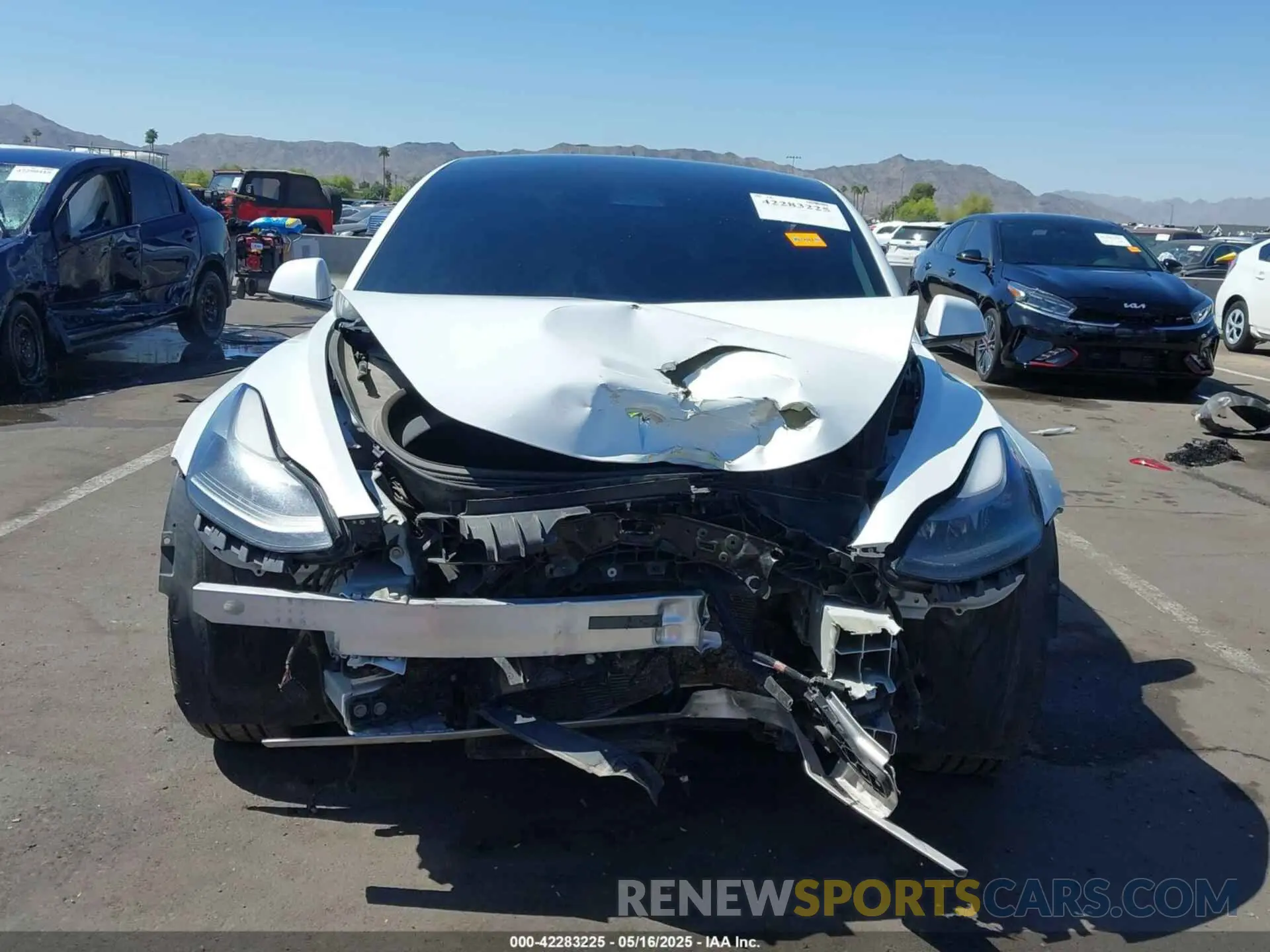 6 Photograph of a damaged car 5YJ3E1EB8NF228951 TESLA MODEL 3 2022