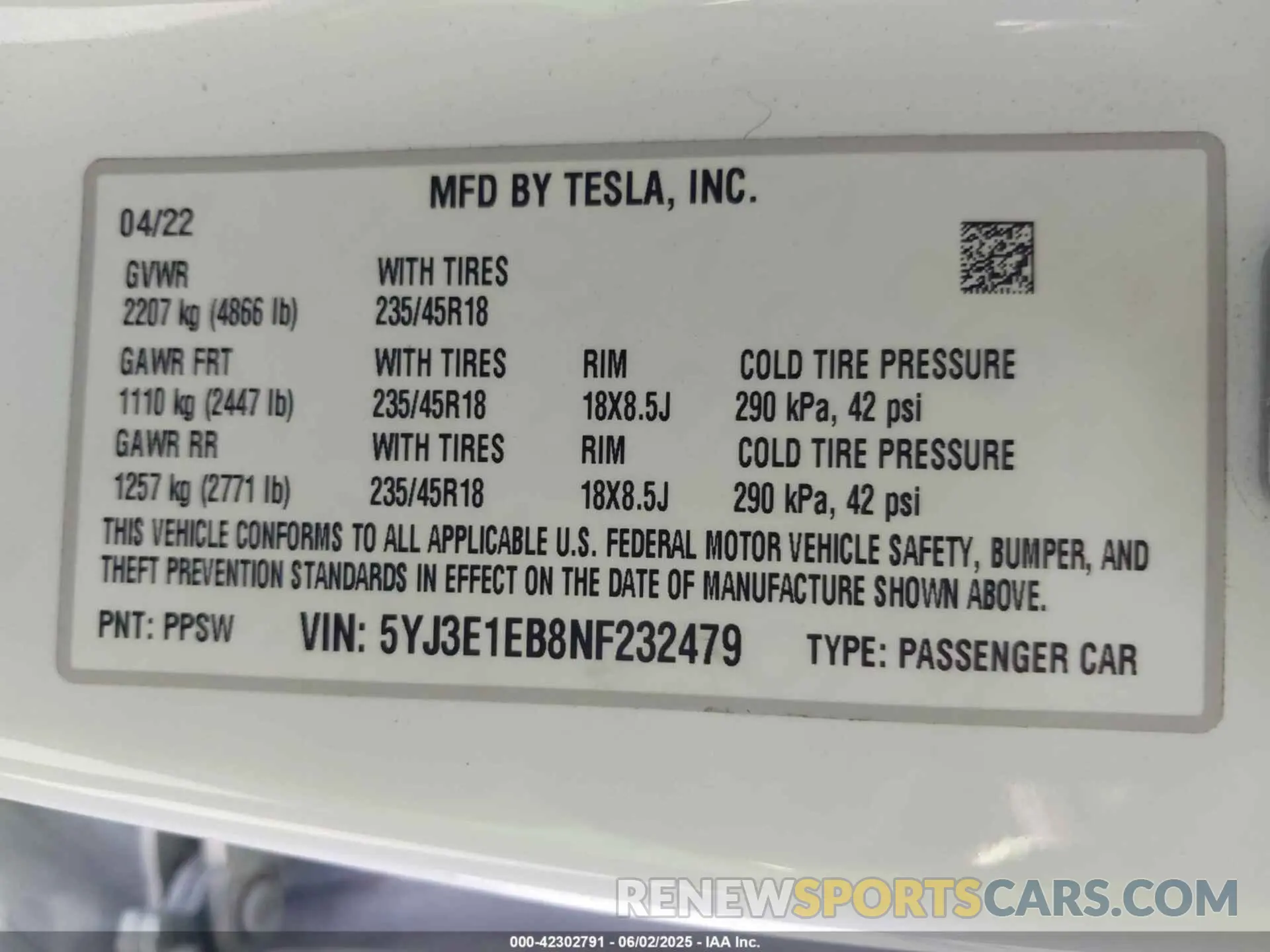 9 Photograph of a damaged car 5YJ3E1EB8NF232479 TESLA MODEL 3 2022