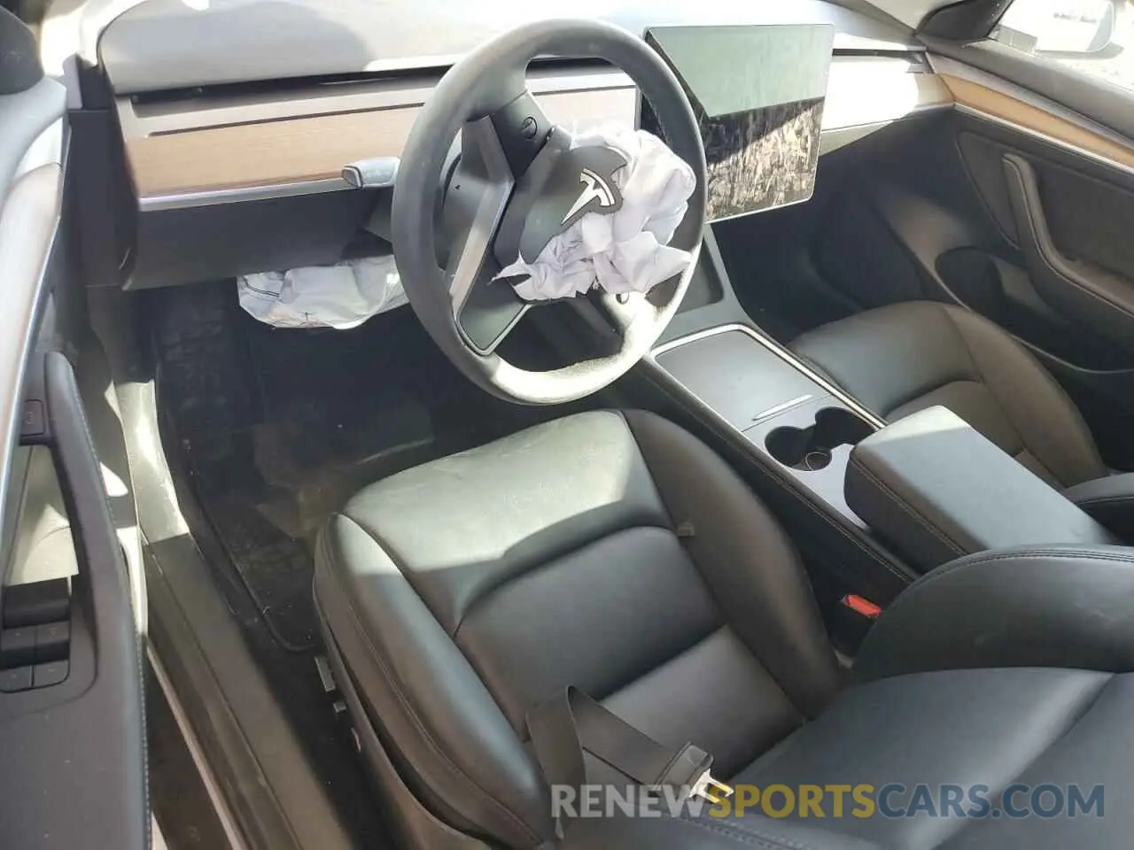 8 Photograph of a damaged car 5YJ3E1EB8NF247547 TESLA MODEL 3 2022