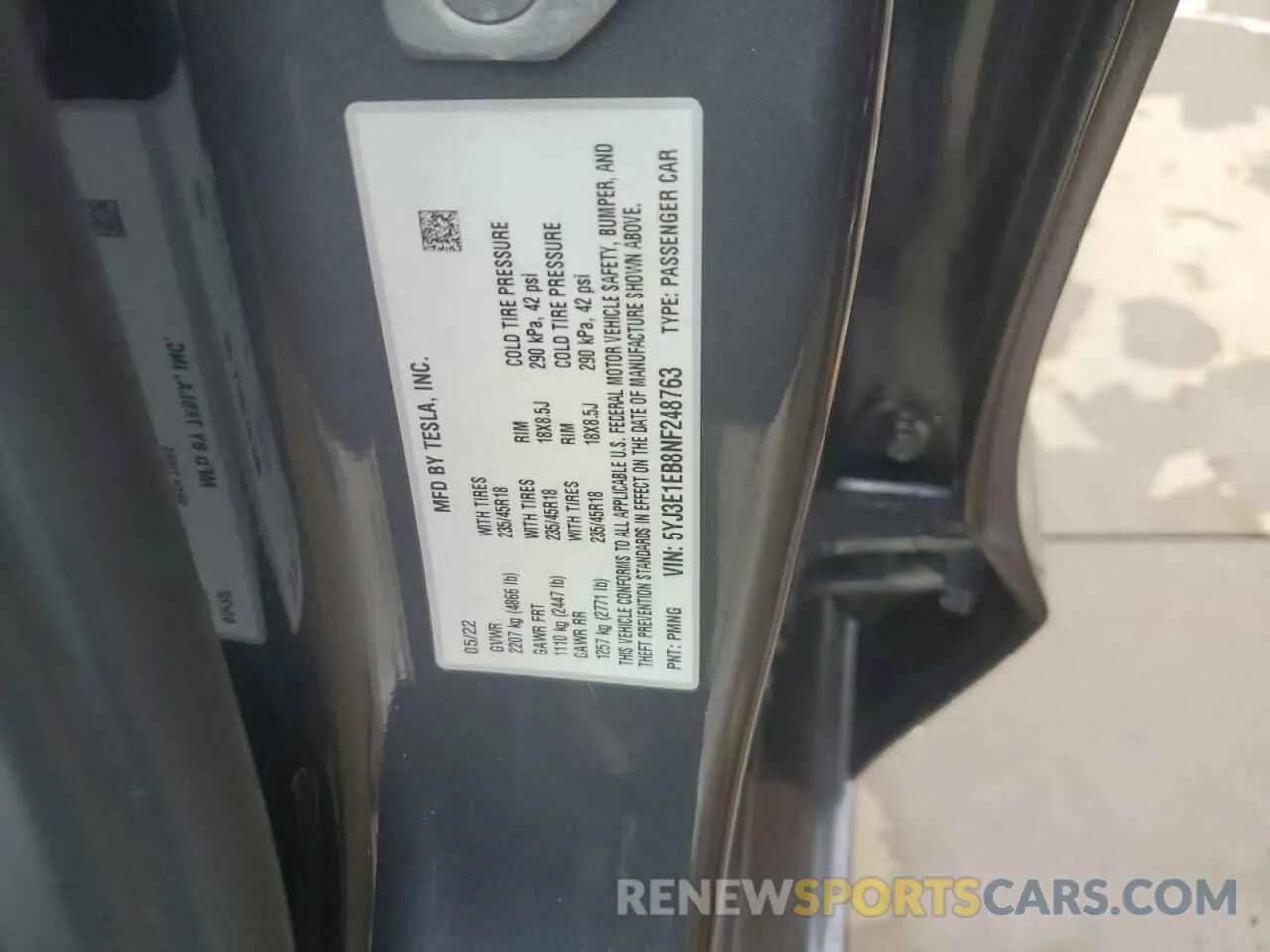13 Photograph of a damaged car 5YJ3E1EB8NF248763 TESLA MODEL 3 2022