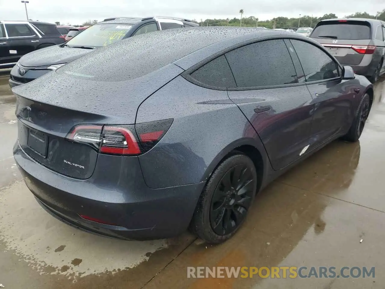 3 Photograph of a damaged car 5YJ3E1EB8NF248763 TESLA MODEL 3 2022