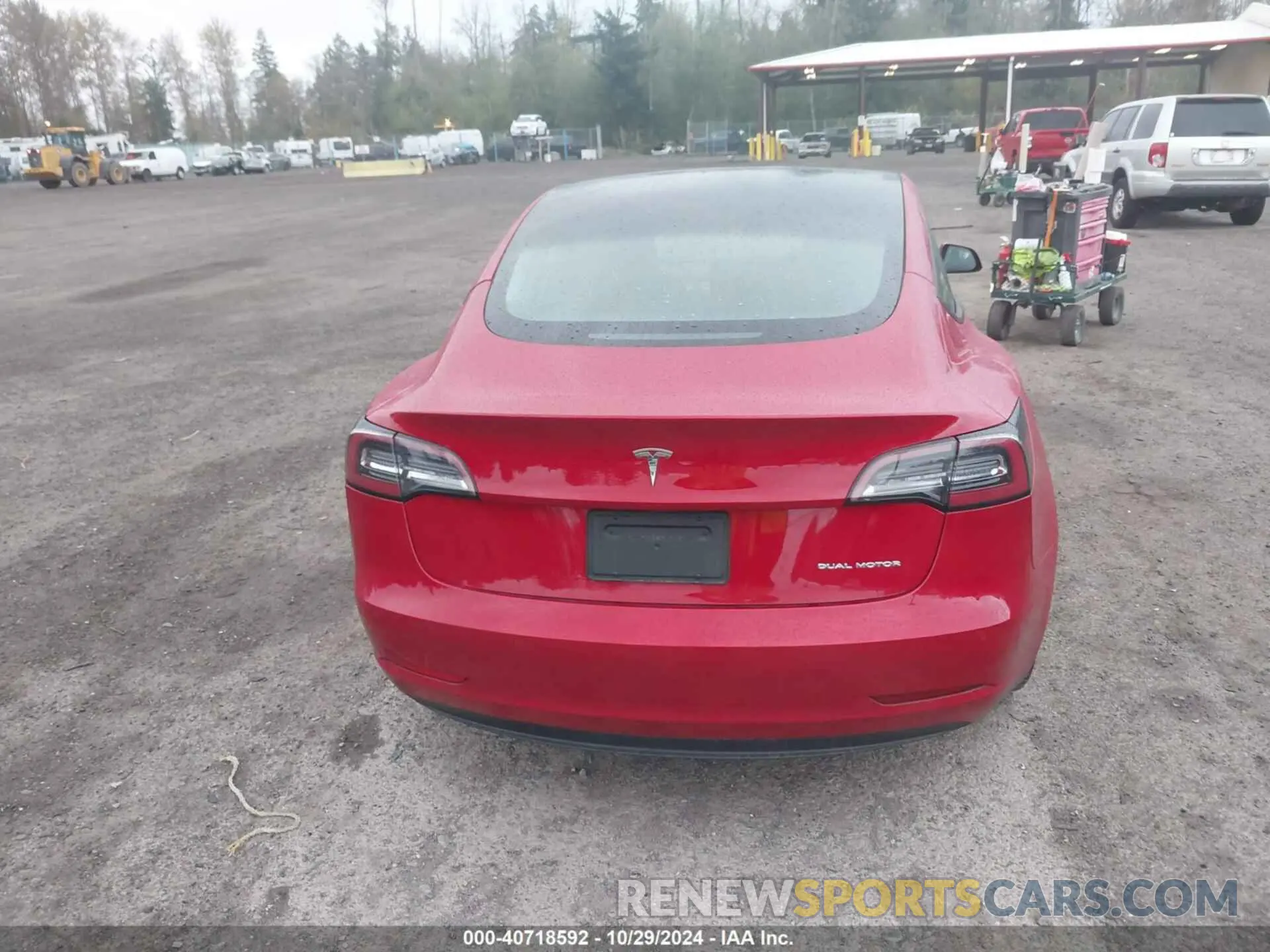 16 Photograph of a damaged car 5YJ3E1EB8NF273081 TESLA MODEL 3 2022