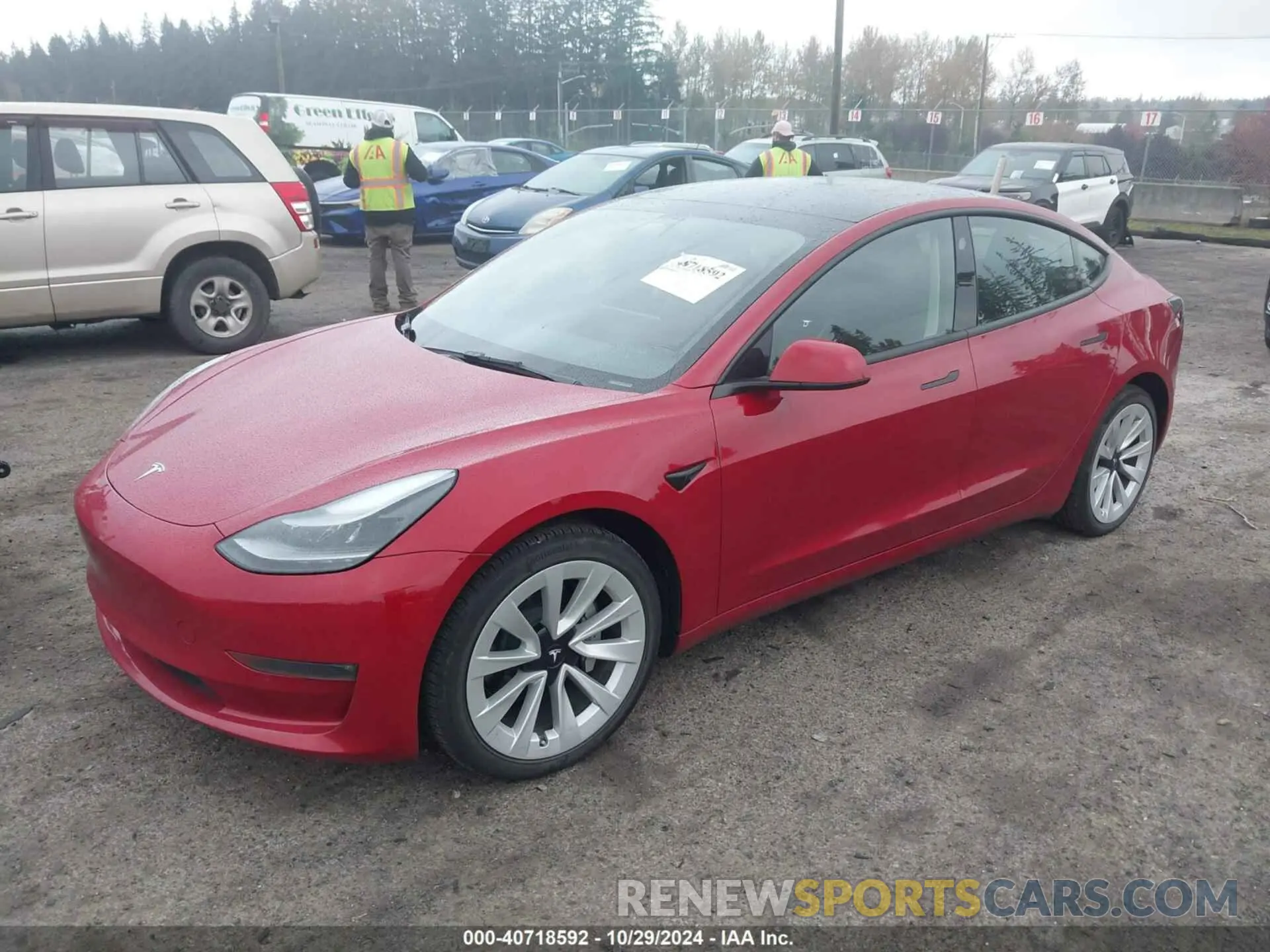 2 Photograph of a damaged car 5YJ3E1EB8NF273081 TESLA MODEL 3 2022