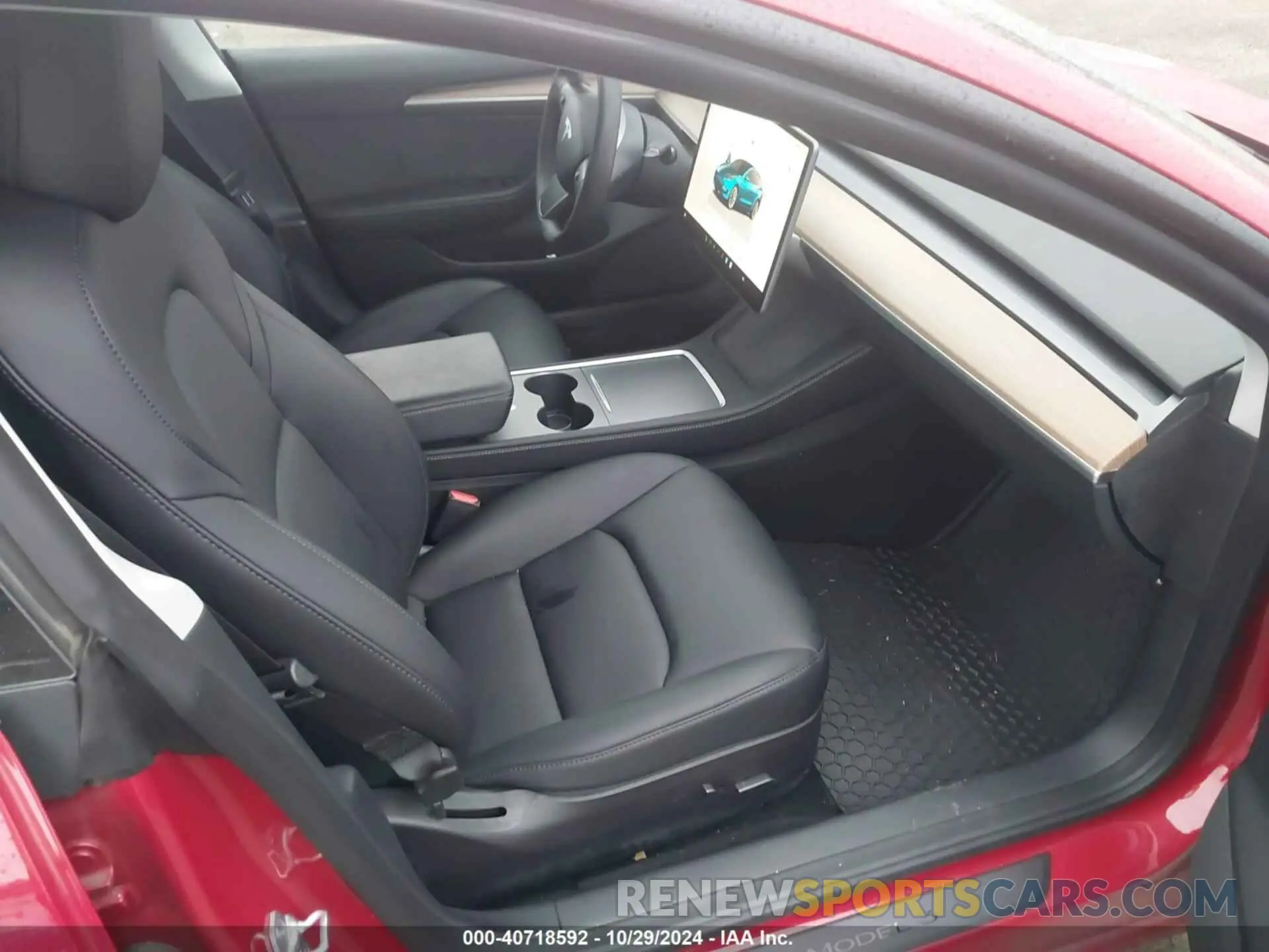 5 Photograph of a damaged car 5YJ3E1EB8NF273081 TESLA MODEL 3 2022