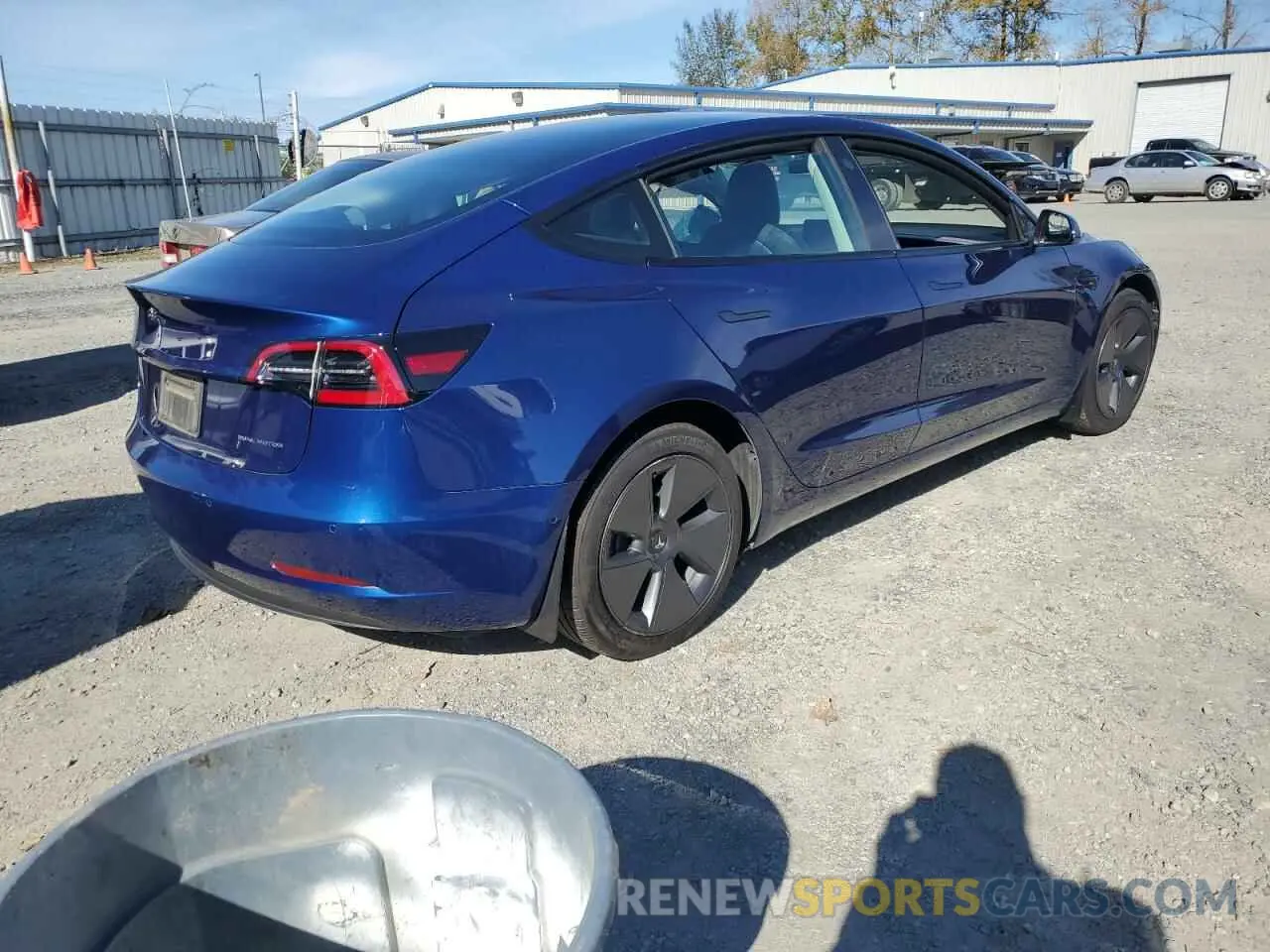 3 Photograph of a damaged car 5YJ3E1EB8NF273601 TESLA MODEL 3 2022