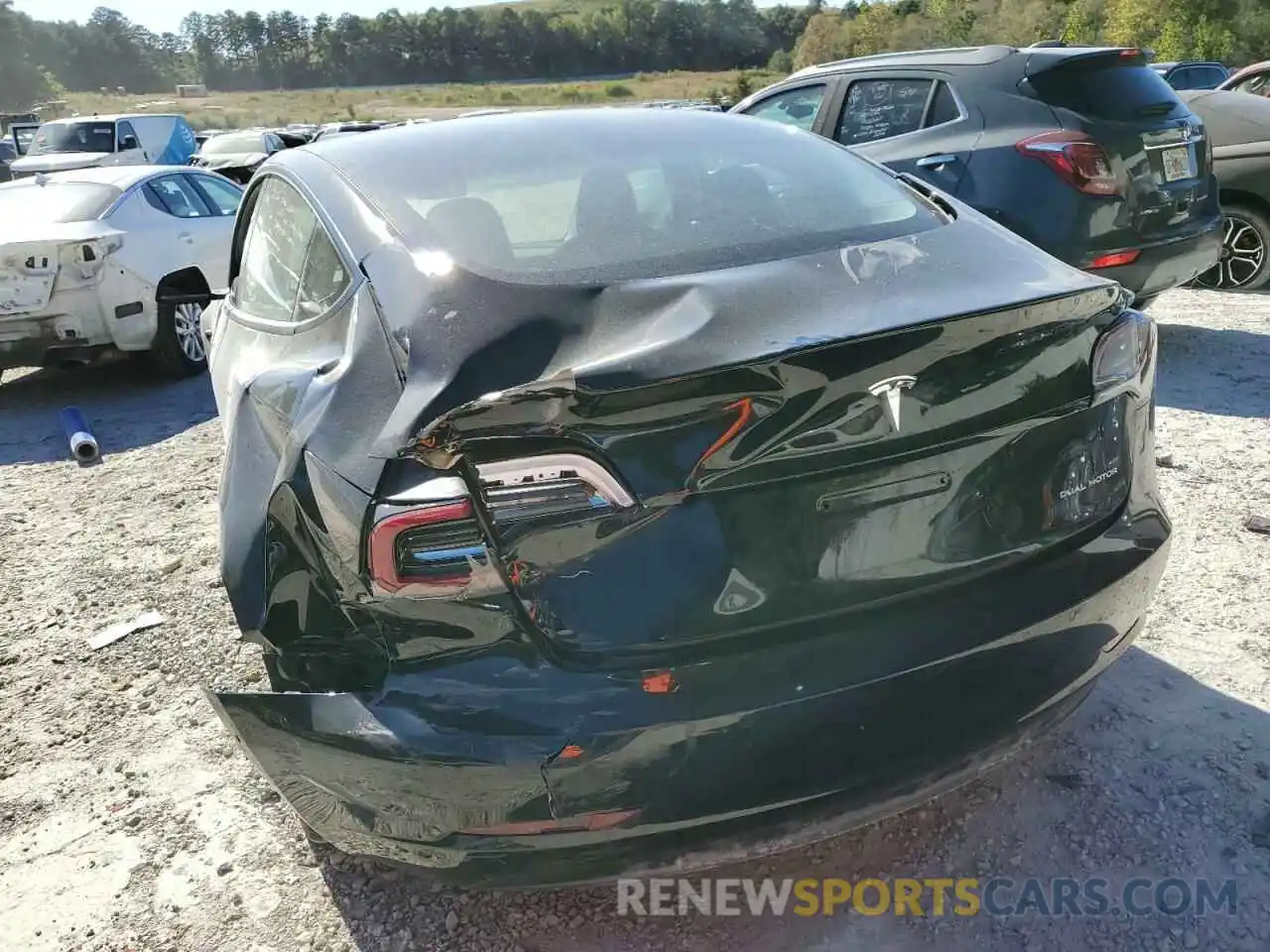 9 Photograph of a damaged car 5YJ3E1EB8NF286557 TESLA MODEL 3 2022