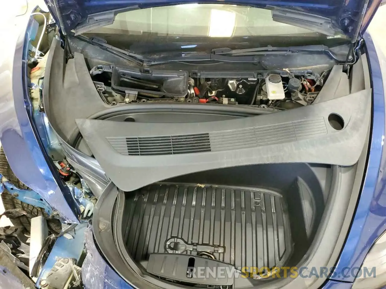 11 Photograph of a damaged car 5YJ3E1EB8NF305110 TESLA MODEL 3 2022