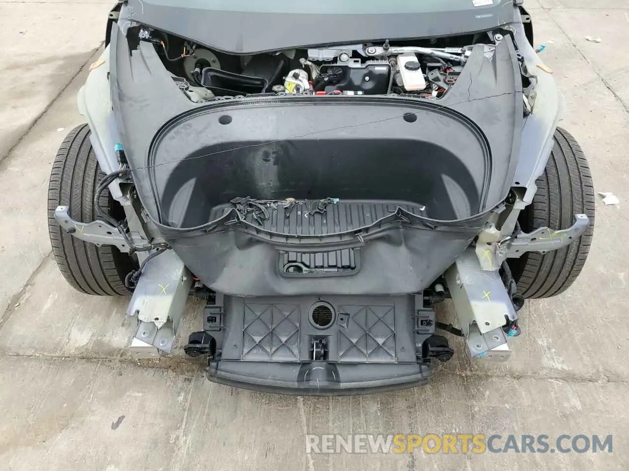 11 Photograph of a damaged car 5YJ3E1EB8NF325597 TESLA MODEL 3 2022