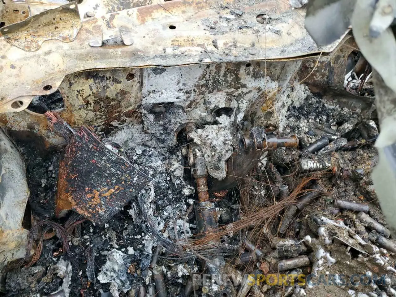 9 Photograph of a damaged car 5YJ3E1EB8NF350919 TESLA MODEL 3 2022