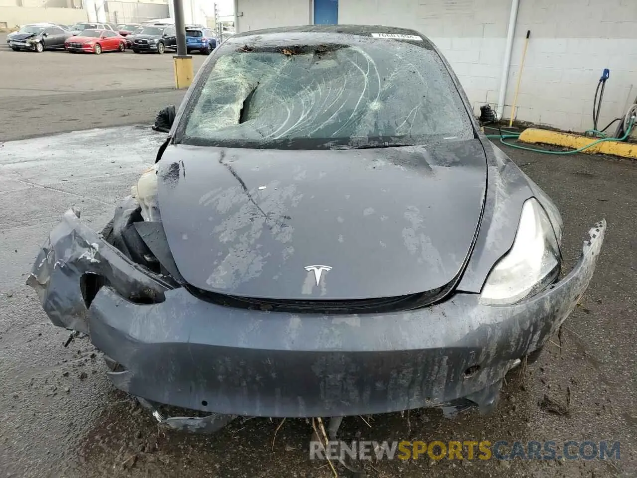 5 Photograph of a damaged car 5YJ3E1EB8NF362102 TESLA MODEL 3 2022
