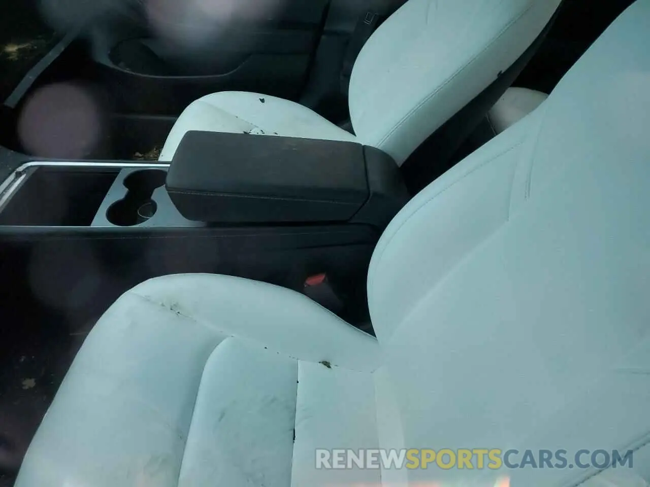 7 Photograph of a damaged car 5YJ3E1EB8NF362102 TESLA MODEL 3 2022