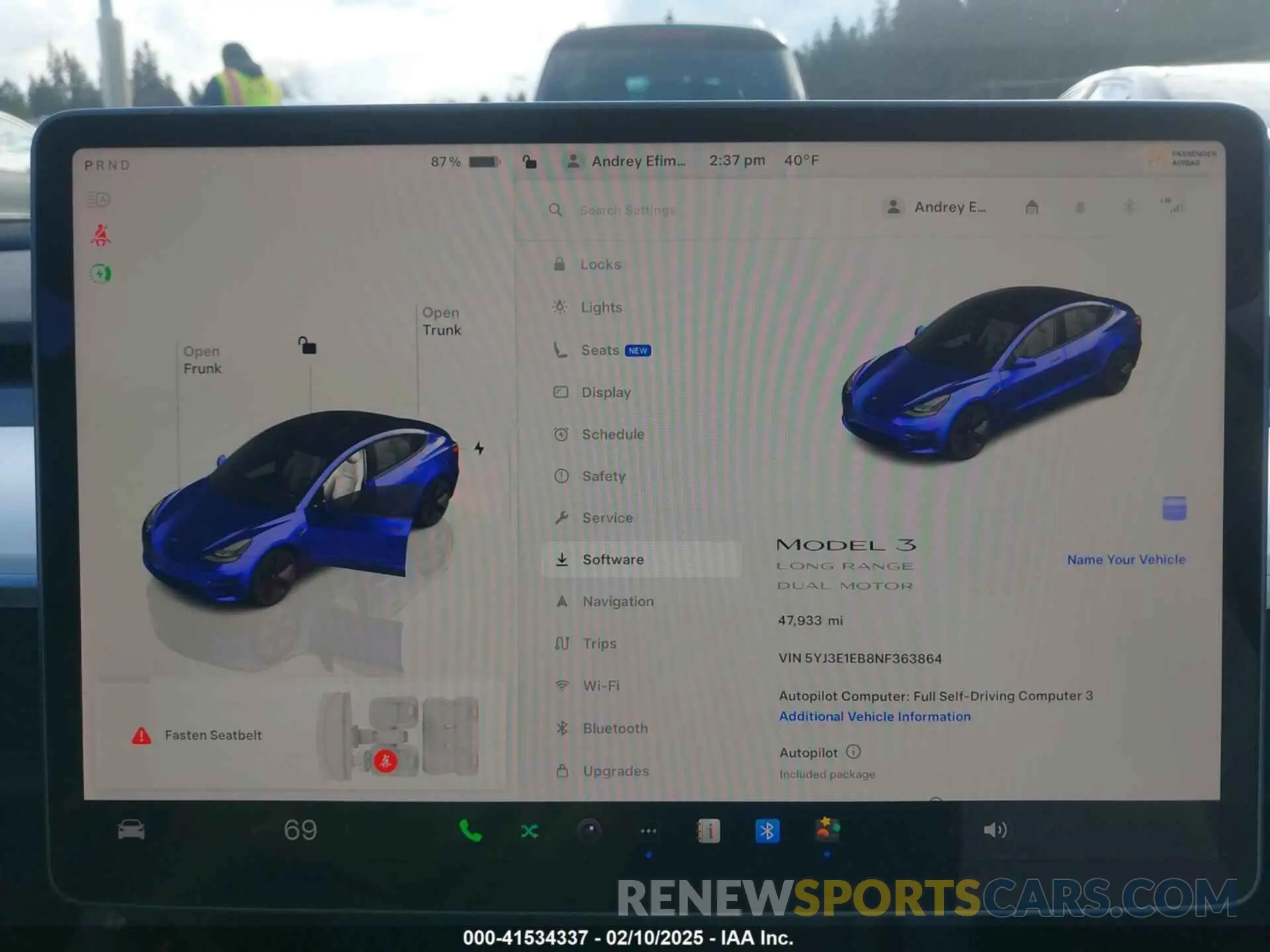 18 Photograph of a damaged car 5YJ3E1EB8NF363864 TESLA MODEL 3 2022