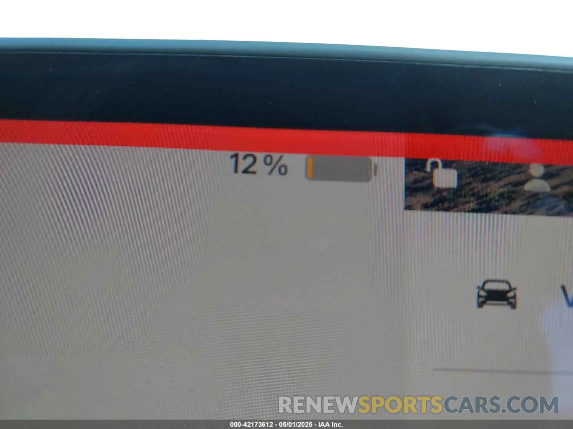 17 Photograph of a damaged car 5YJ3E1EB9NF113601 TESLA MODEL 3 2022