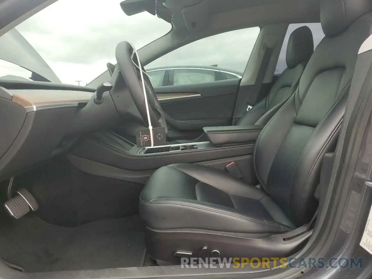 7 Photograph of a damaged car 5YJ3E1EB9NF117339 TESLA MODEL 3 2022