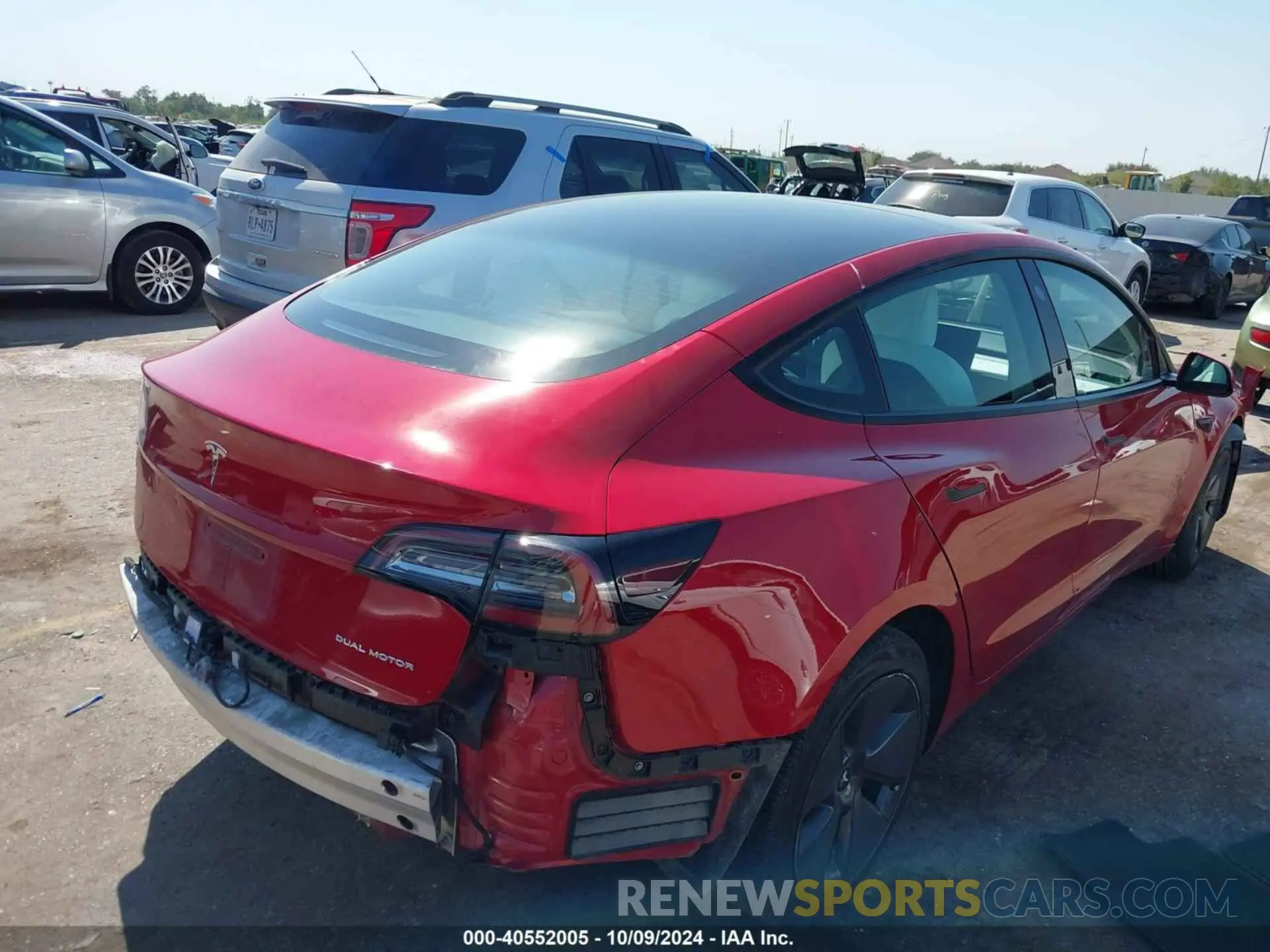 4 Photograph of a damaged car 5YJ3E1EB9NF120368 TESLA MODEL 3 2022