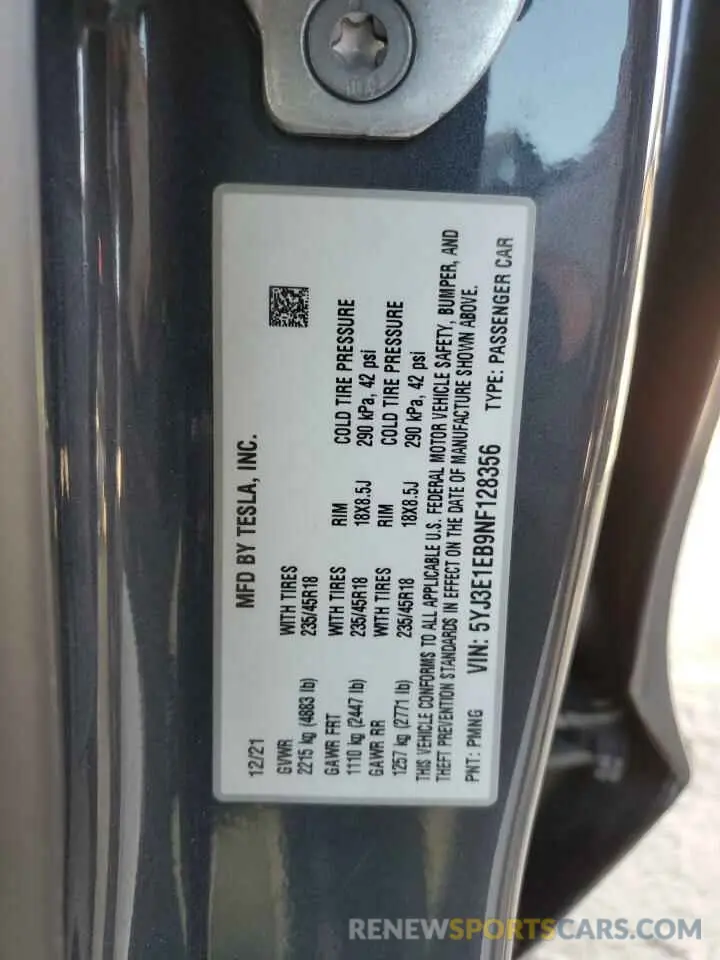 12 Photograph of a damaged car 5YJ3E1EB9NF128356 TESLA MODEL 3 2022