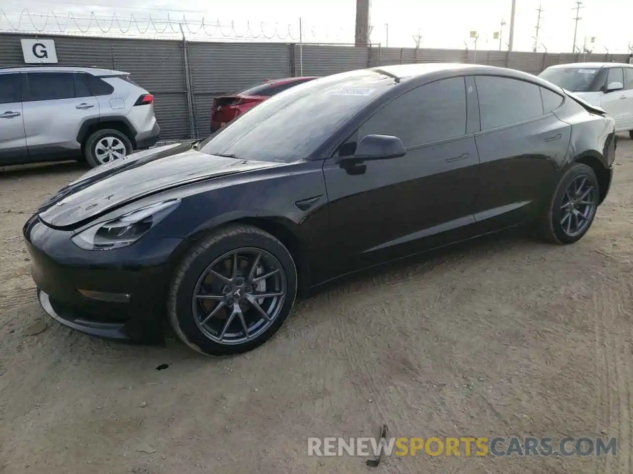 1 Photograph of a damaged car 5YJ3E1EB9NF130821 TESLA MODEL 3 2022