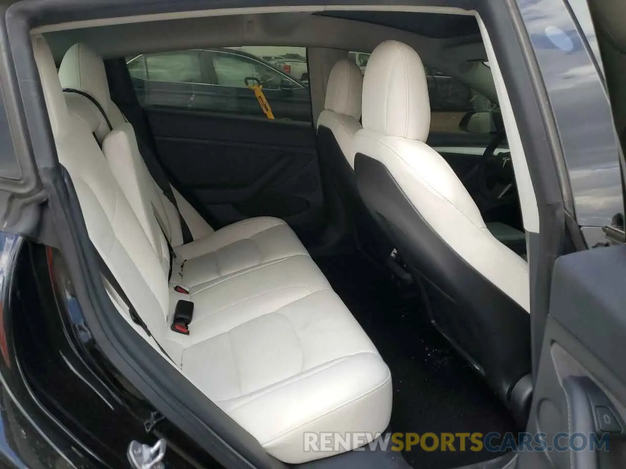 10 Photograph of a damaged car 5YJ3E1EB9NF134819 TESLA MODEL 3 2022