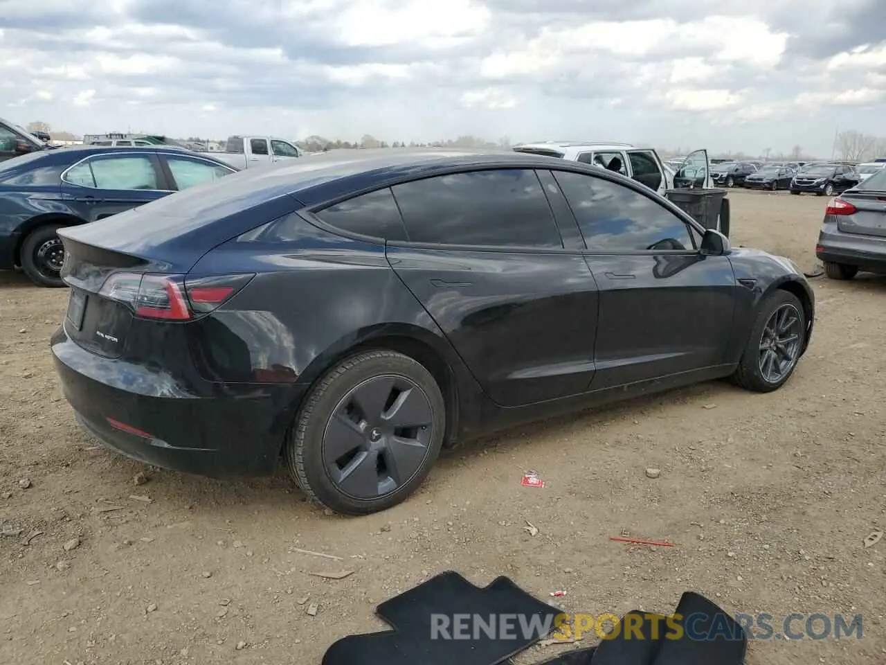 3 Photograph of a damaged car 5YJ3E1EB9NF134819 TESLA MODEL 3 2022