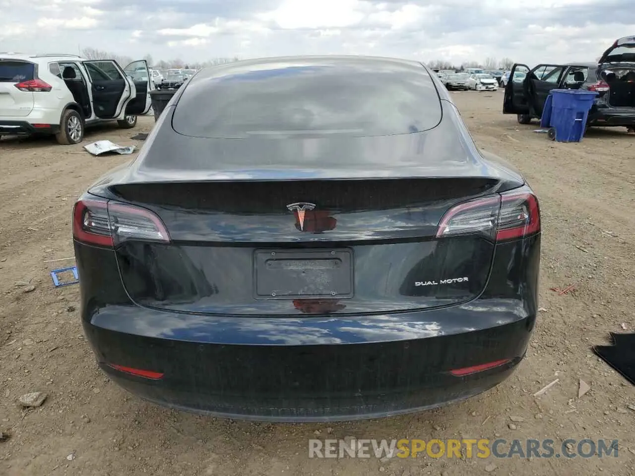 6 Photograph of a damaged car 5YJ3E1EB9NF134819 TESLA MODEL 3 2022