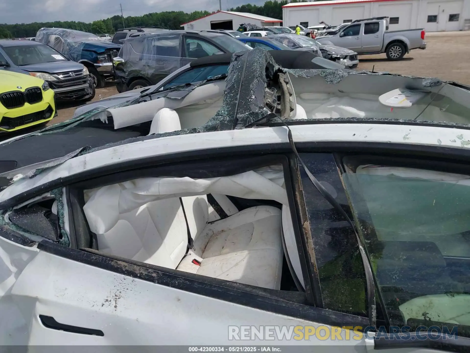 13 Photograph of a damaged car 5YJ3E1EB9NF155394 TESLA MODEL 3 2022