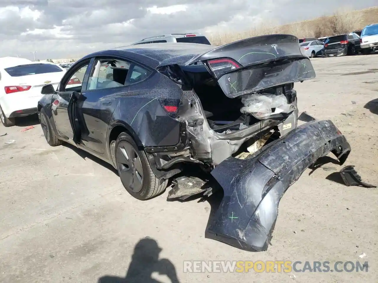 3 Photograph of a damaged car 5YJ3E1EB9NF179534 TESLA MODEL 3 2022