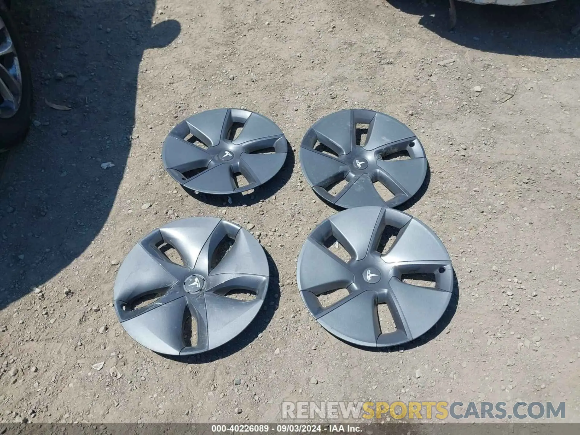 11 Photograph of a damaged car 5YJ3E1EB9NF184247 TESLA MODEL 3 2022