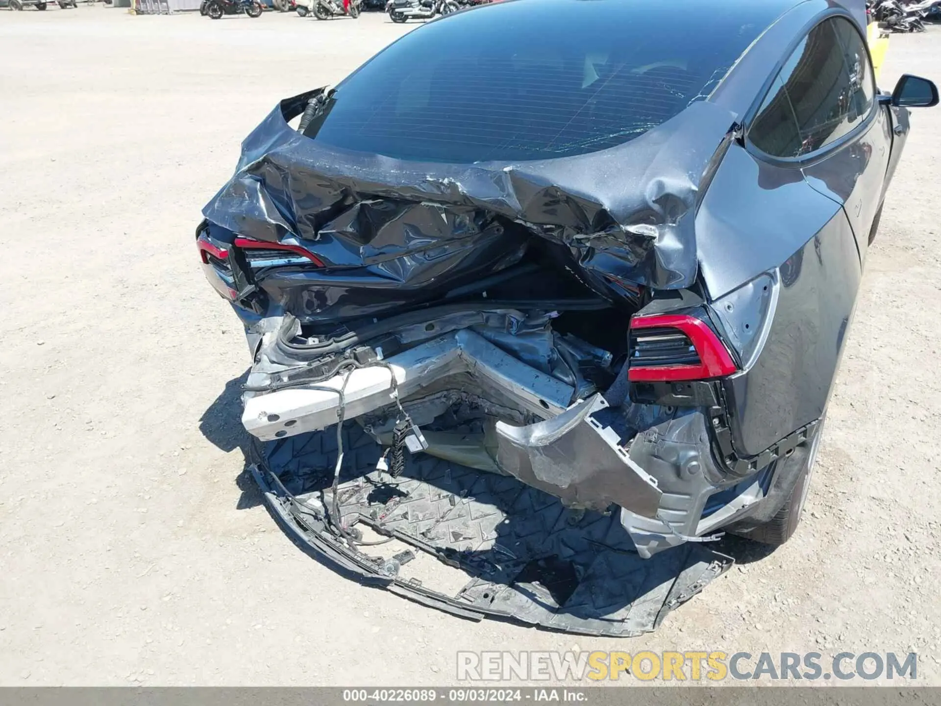 6 Photograph of a damaged car 5YJ3E1EB9NF184247 TESLA MODEL 3 2022