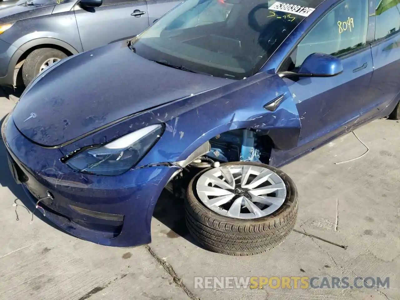 9 Photograph of a damaged car 5YJ3E1EB9NF185642 TESLA MODEL 3 2022