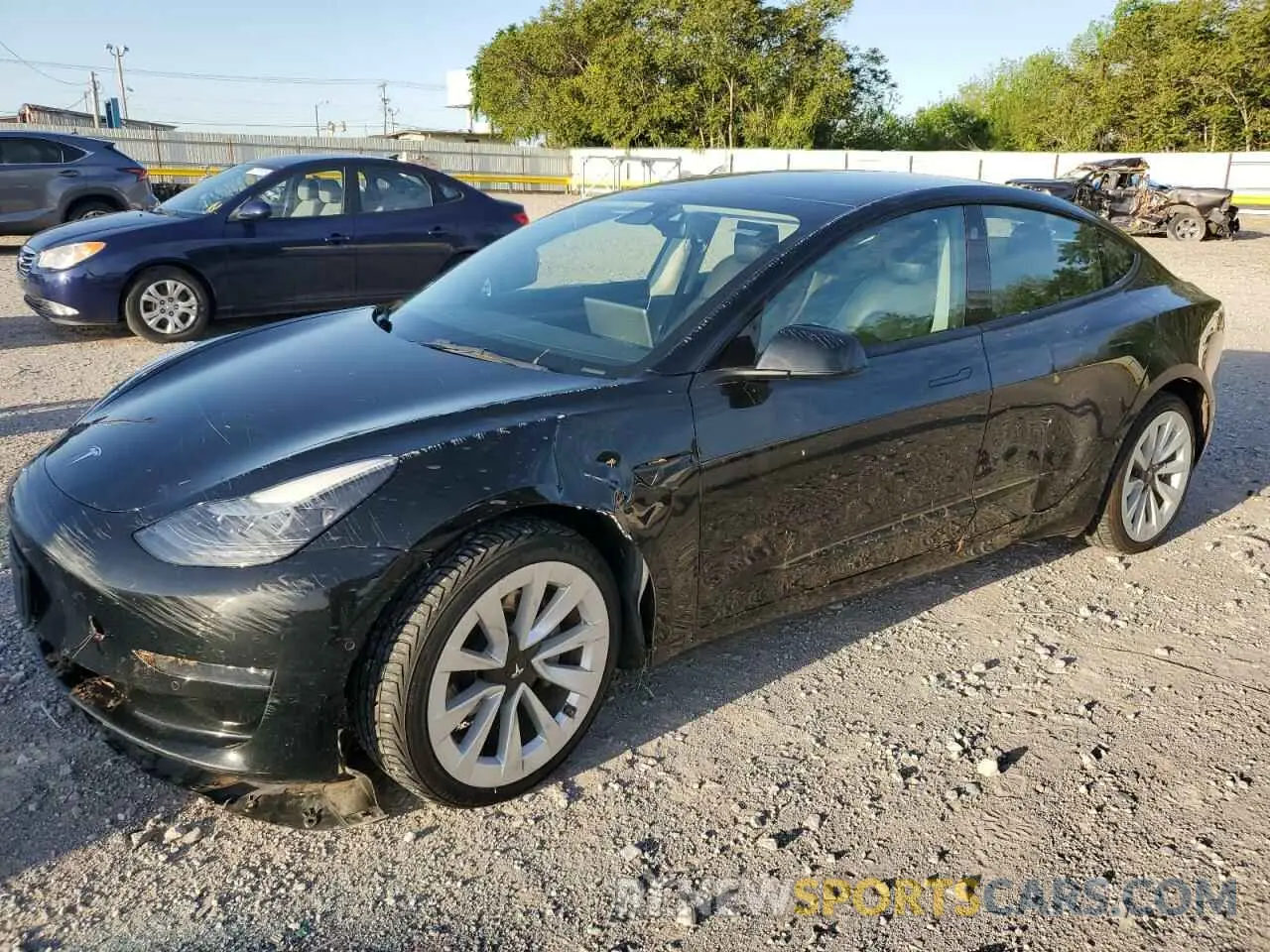 1 Photograph of a damaged car 5YJ3E1EB9NF189805 TESLA MODEL 3 2022