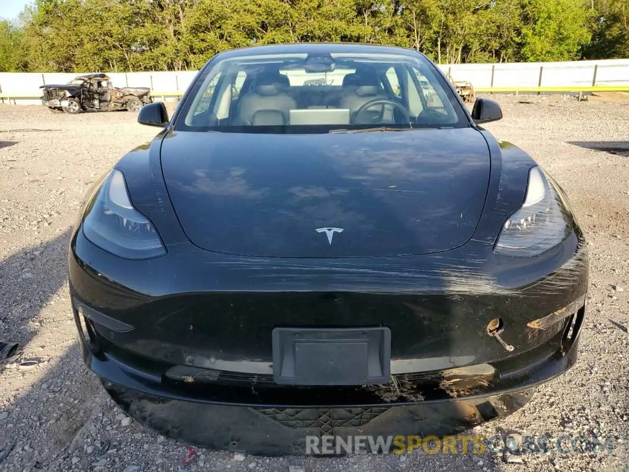 5 Photograph of a damaged car 5YJ3E1EB9NF189805 TESLA MODEL 3 2022