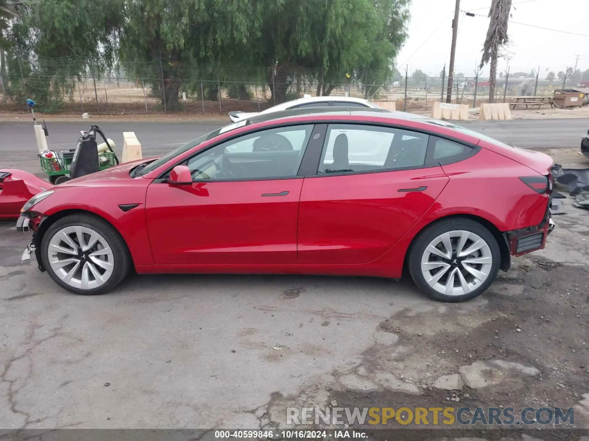 15 Photograph of a damaged car 5YJ3E1EB9NF192560 TESLA MODEL 3 2022