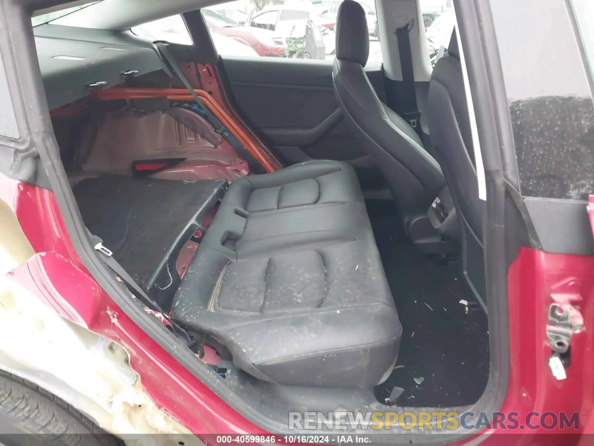 8 Photograph of a damaged car 5YJ3E1EB9NF192560 TESLA MODEL 3 2022
