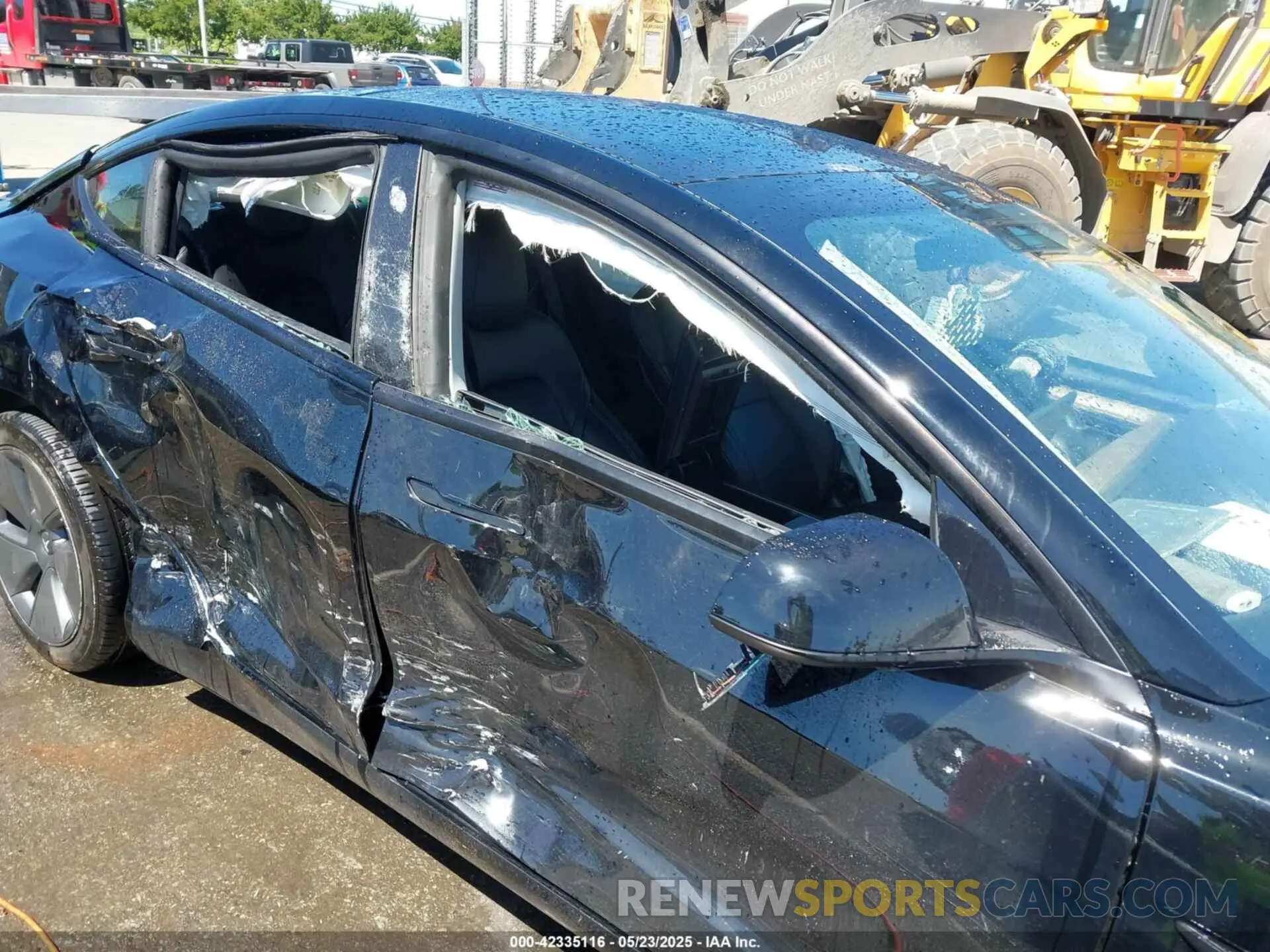 12 Photograph of a damaged car 5YJ3E1EB9NF192719 TESLA MODEL 3 2022