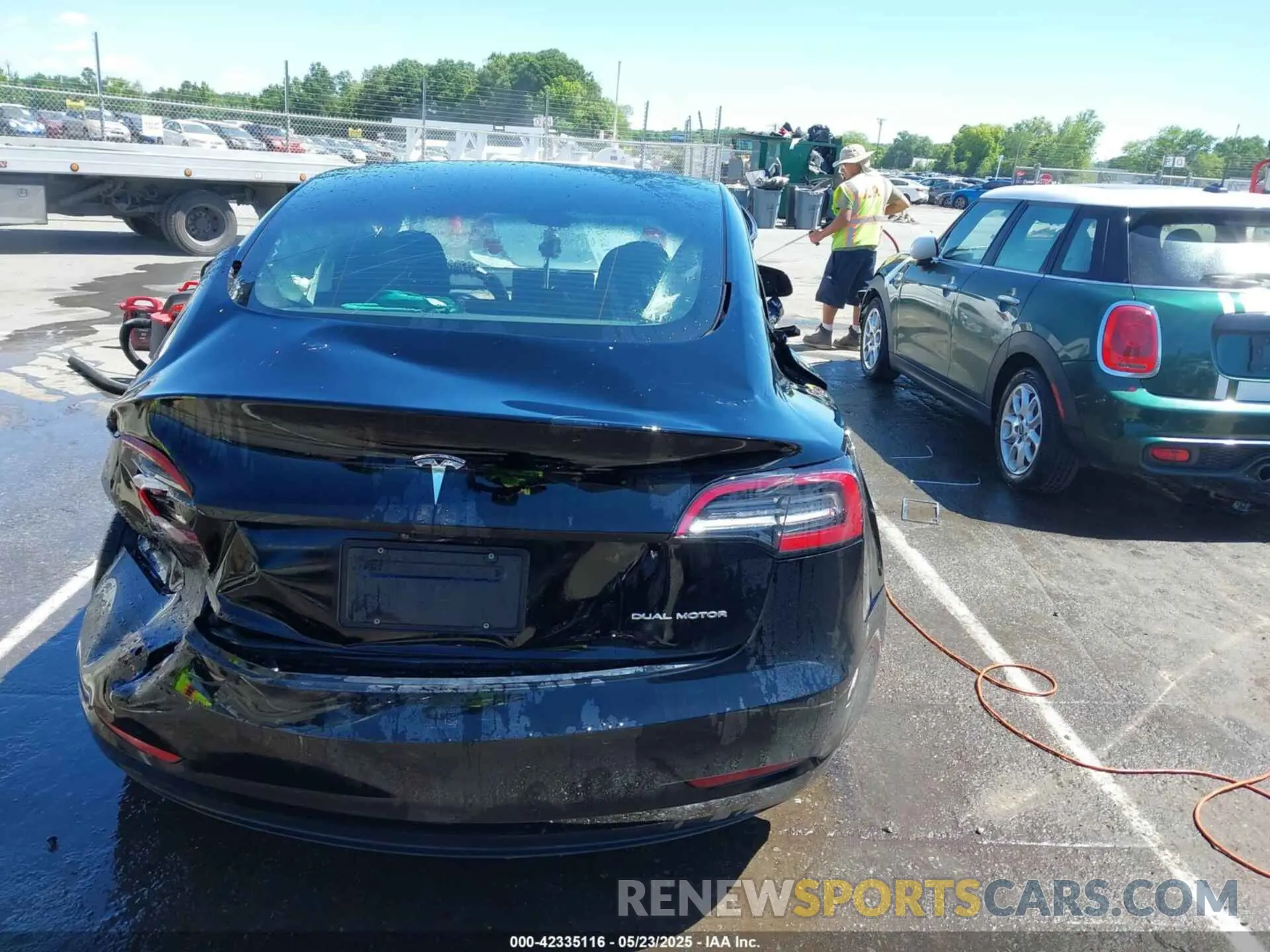 15 Photograph of a damaged car 5YJ3E1EB9NF192719 TESLA MODEL 3 2022