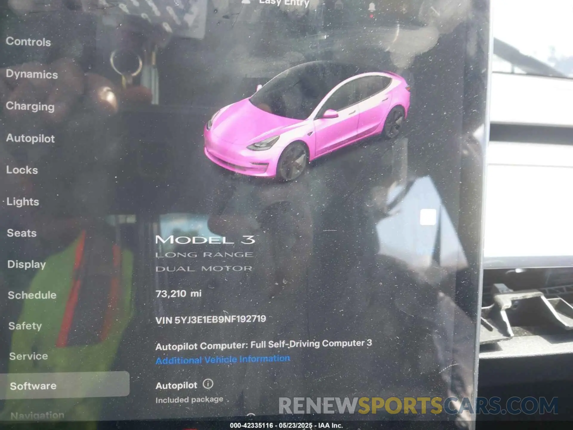 17 Photograph of a damaged car 5YJ3E1EB9NF192719 TESLA MODEL 3 2022