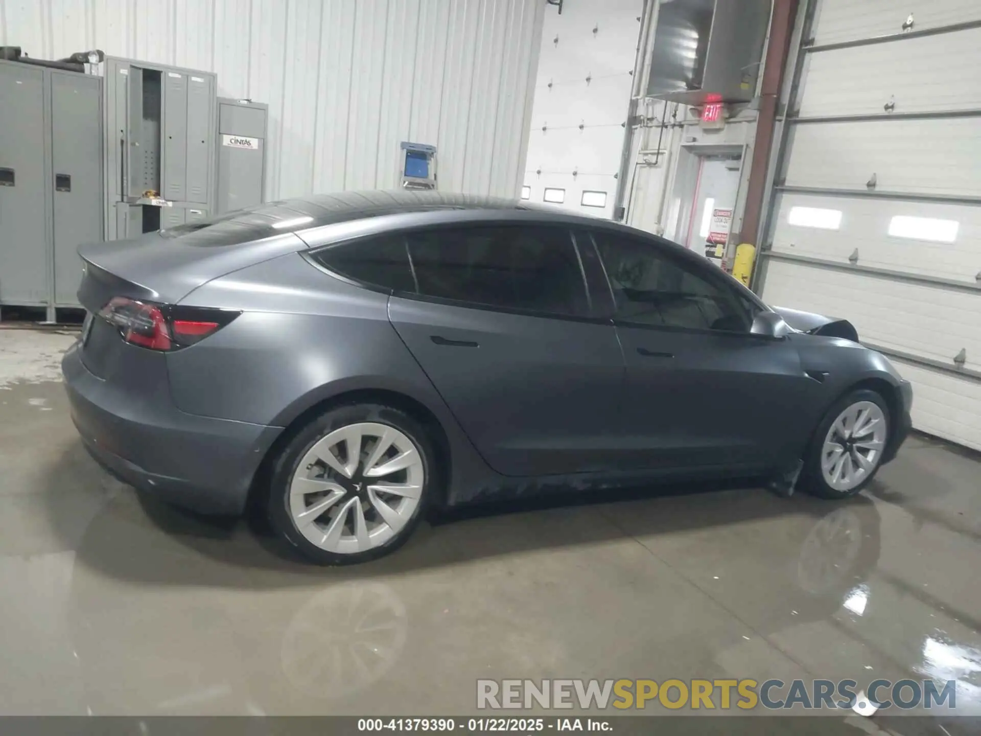 14 Photograph of a damaged car 5YJ3E1EB9NF195703 TESLA MODEL 3 2022