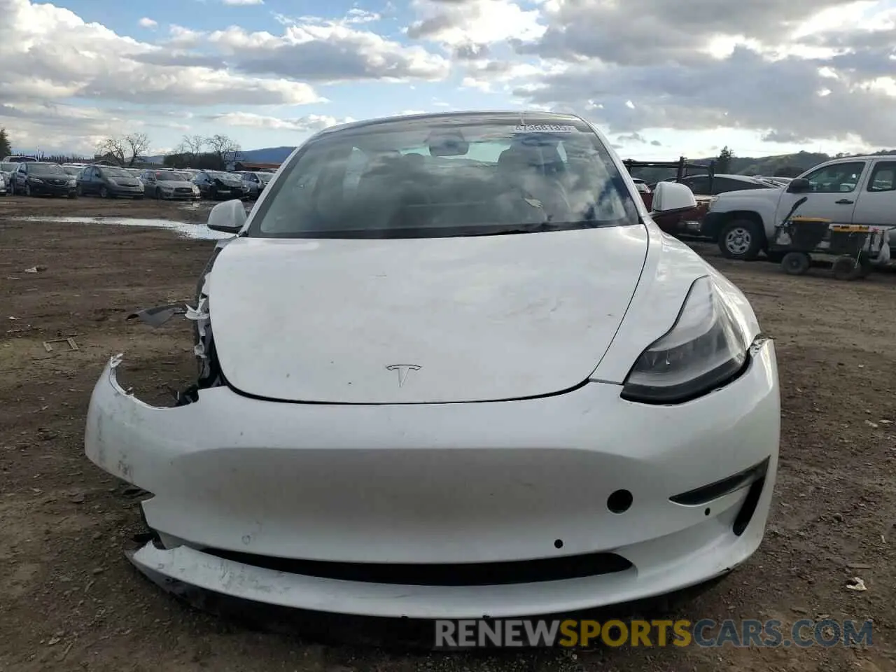 5 Photograph of a damaged car 5YJ3E1EB9NF207364 TESLA MODEL 3 2022