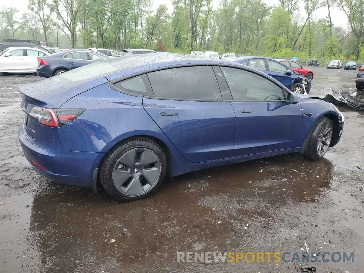 3 Photograph of a damaged car 5YJ3E1EB9NF232474 TESLA MODEL 3 2022