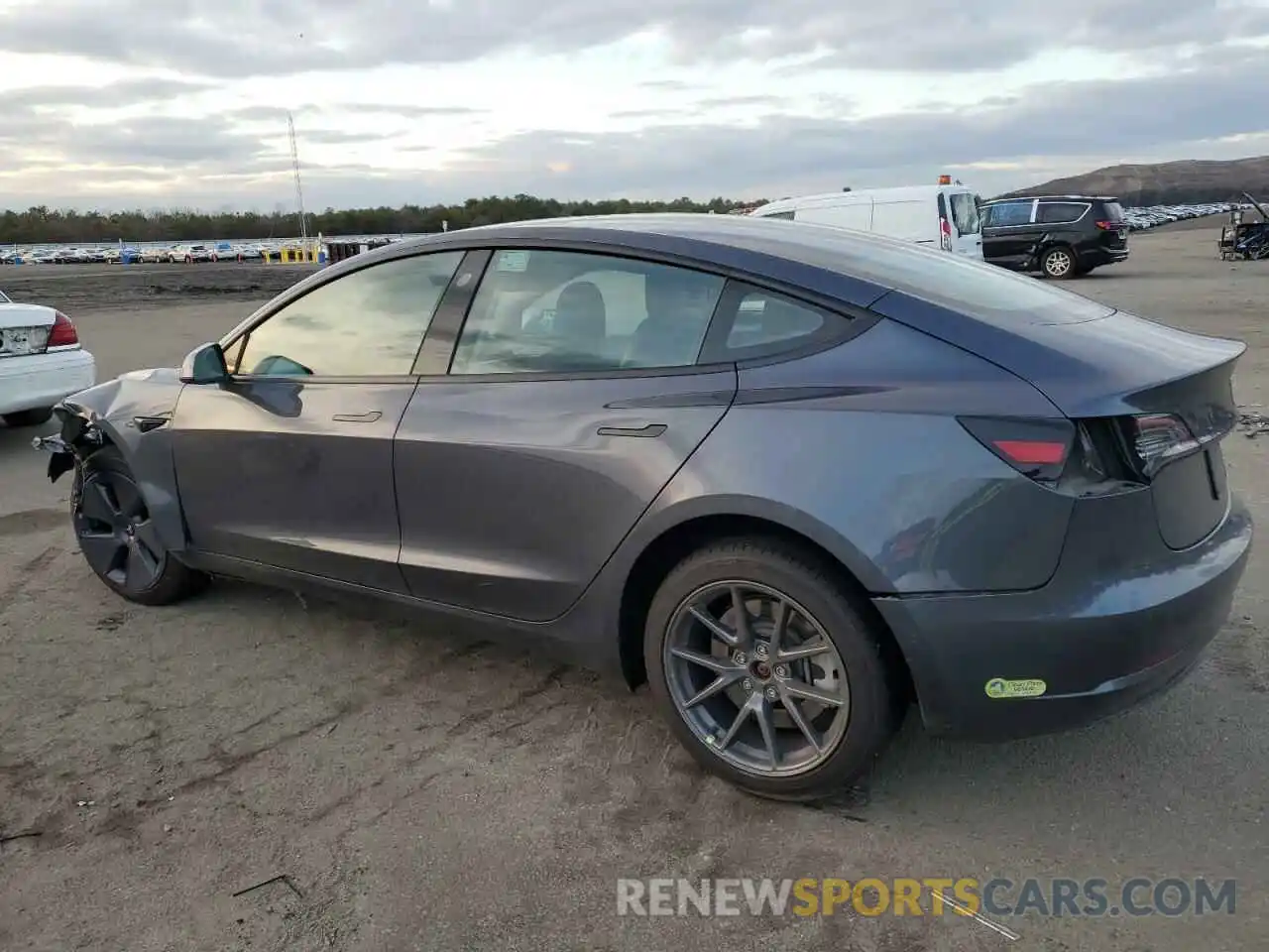 2 Photograph of a damaged car 5YJ3E1EB9NF238940 TESLA MODEL 3 2022