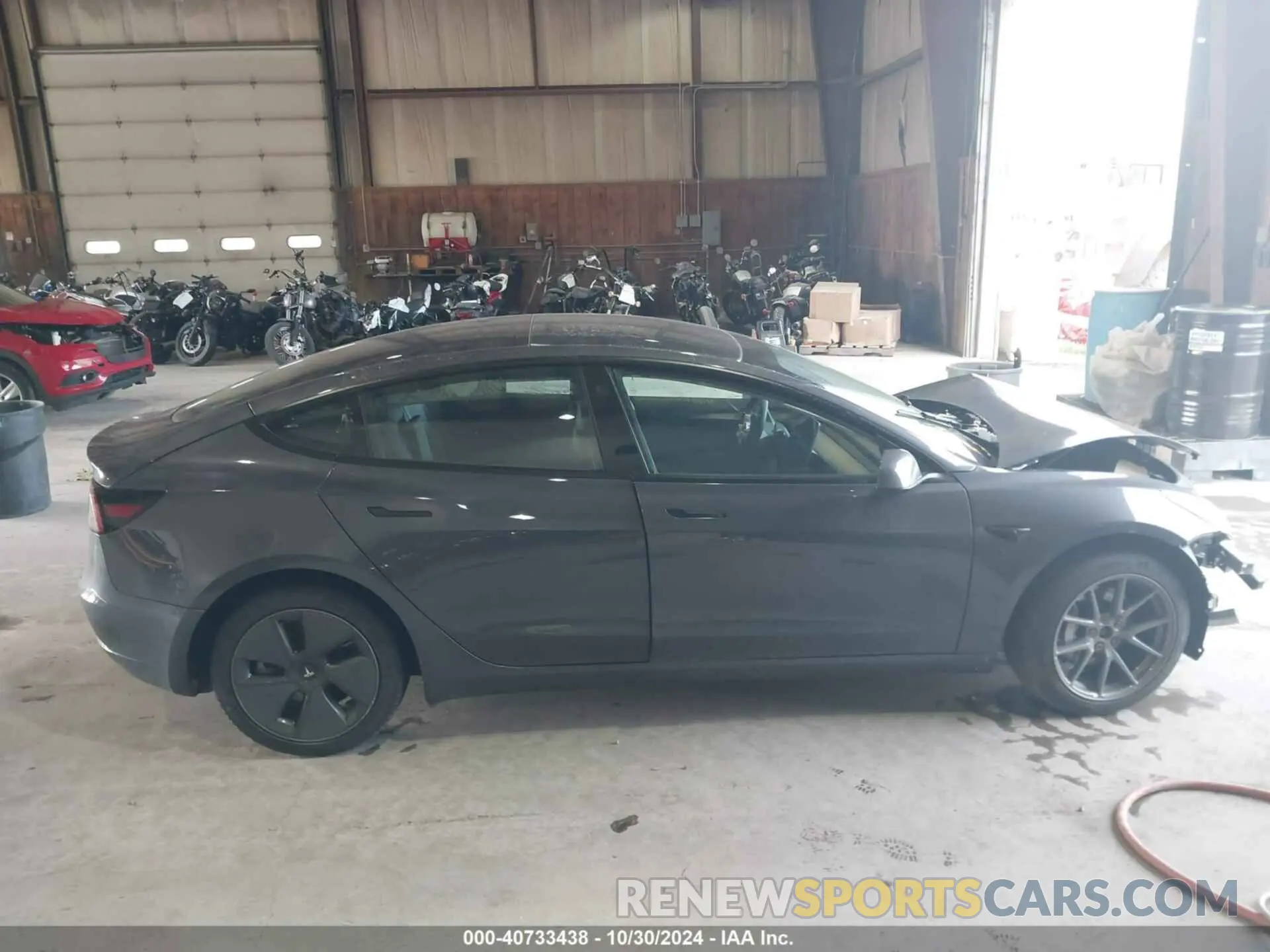 12 Photograph of a damaged car 5YJ3E1EB9NF245662 TESLA MODEL 3 2022