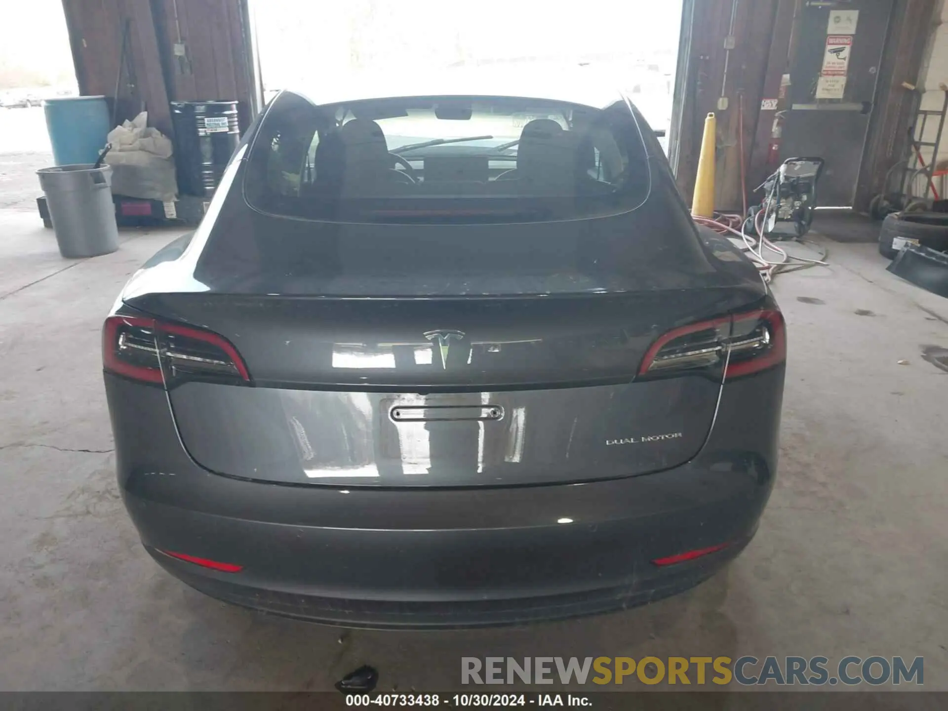15 Photograph of a damaged car 5YJ3E1EB9NF245662 TESLA MODEL 3 2022