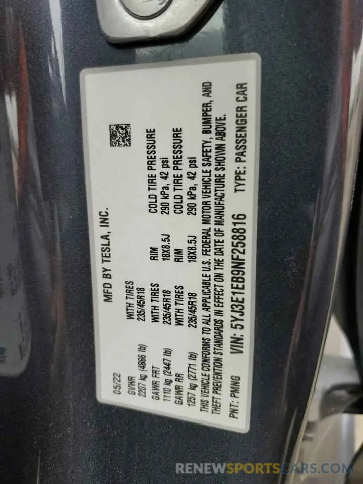 12 Photograph of a damaged car 5YJ3E1EB9NF258816 TESLA MODEL 3 2022
