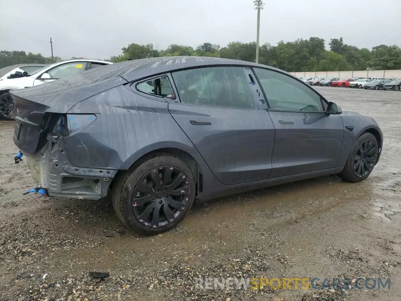 3 Photograph of a damaged car 5YJ3E1EB9NF262364 TESLA MODEL 3 2022