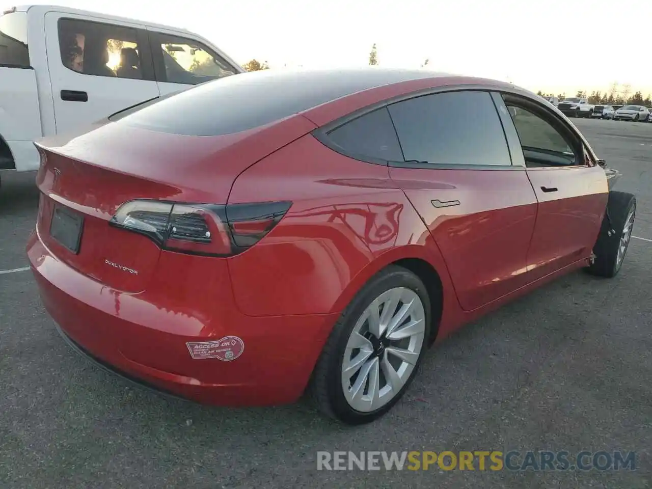 3 Photograph of a damaged car 5YJ3E1EB9NF276863 TESLA MODEL 3 2022