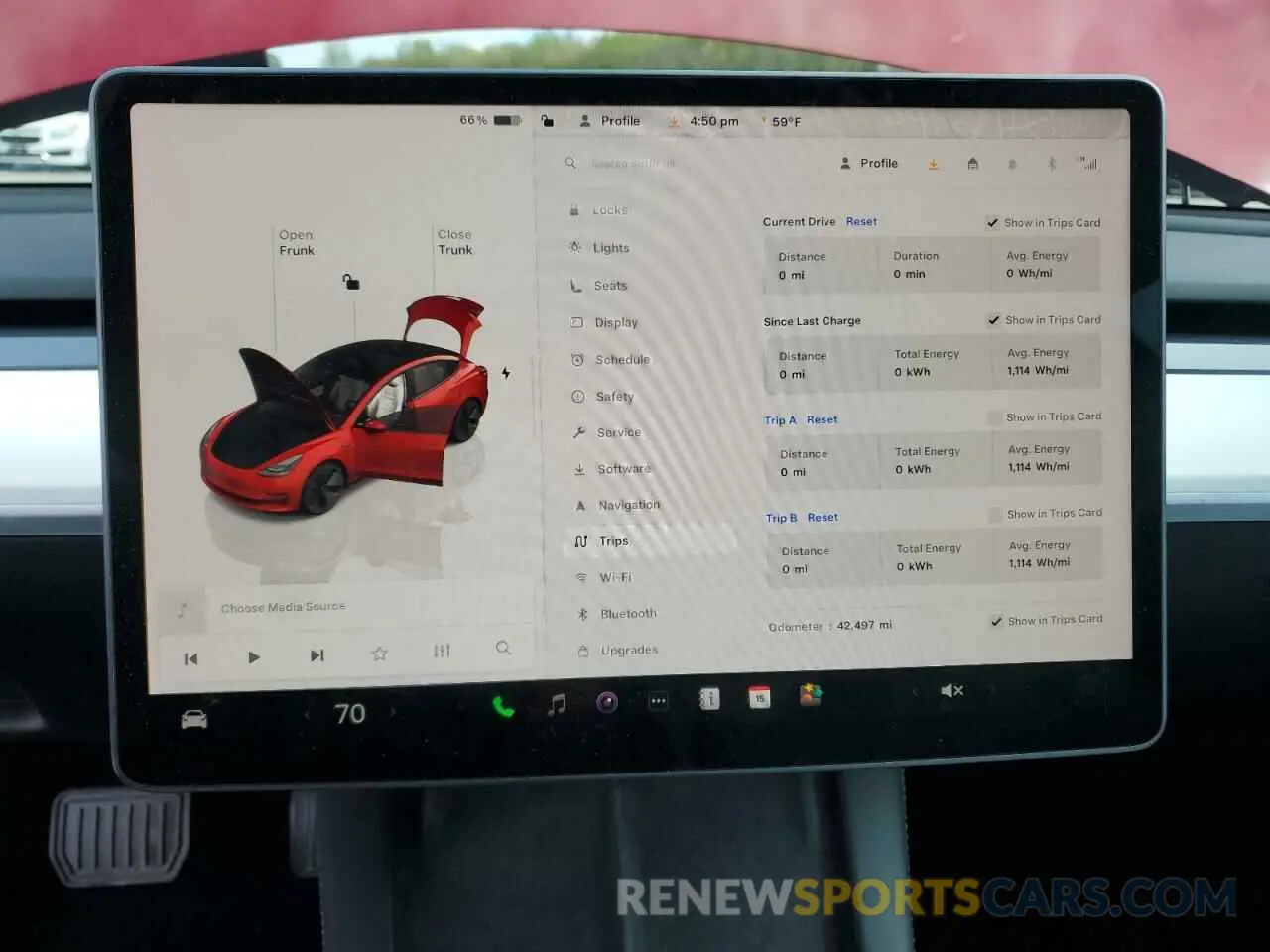 9 Photograph of a damaged car 5YJ3E1EB9NF278371 TESLA MODEL 3 2022