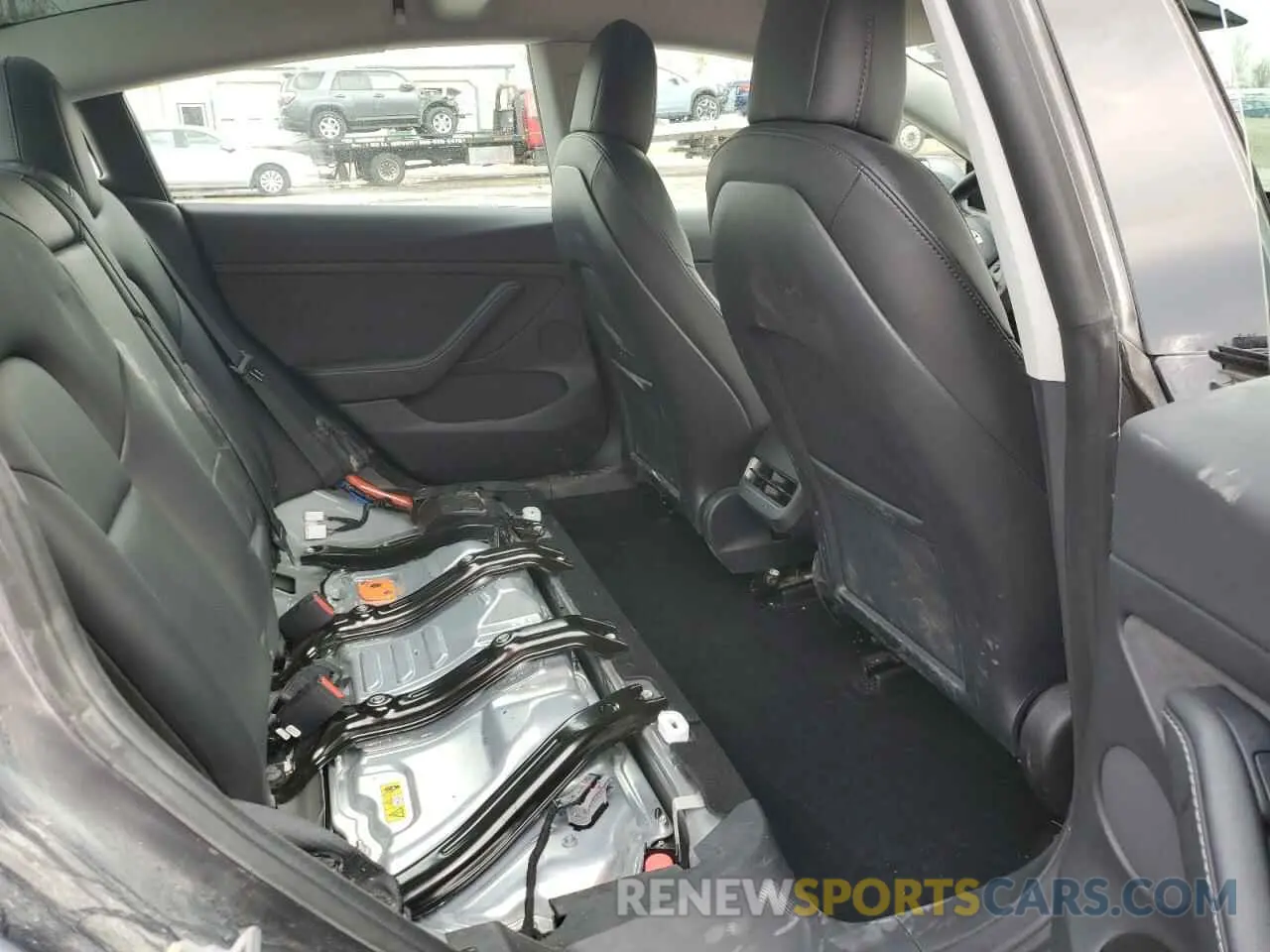 10 Photograph of a damaged car 5YJ3E1EB9NF278757 TESLA MODEL 3 2022